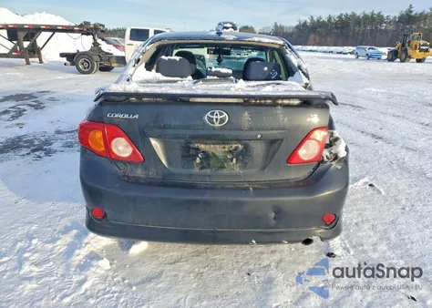 2010 Toyota Corolla Base z USA, uszkodzony, nr VIN 2T1BU4EE7AC472650